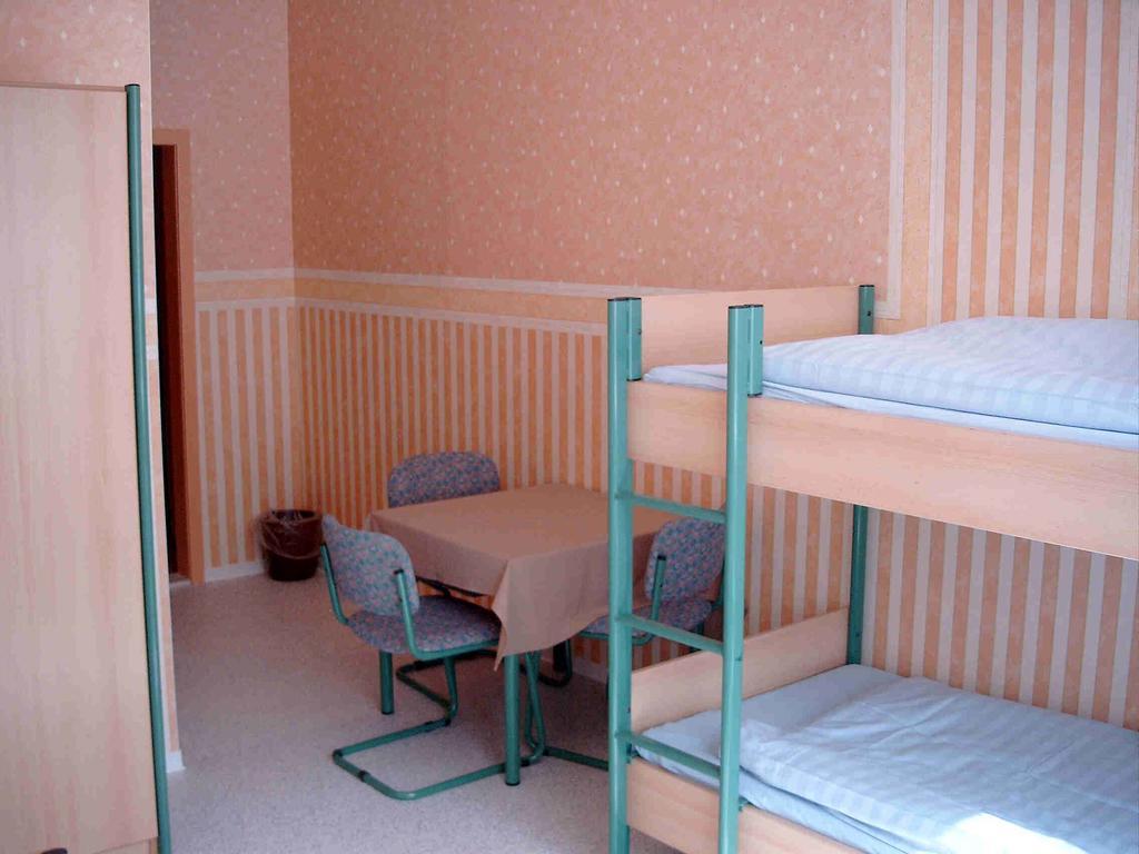 Internationales Gaestehaus Jena Ruang foto